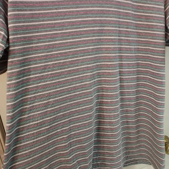 Lane Bryant Striped Perfect Sleeve Tee in Size 14/16 - Picture 4 of 7